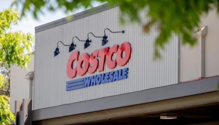 Costco poursuit l'administration Trump, demandant un remboursement des tarifs