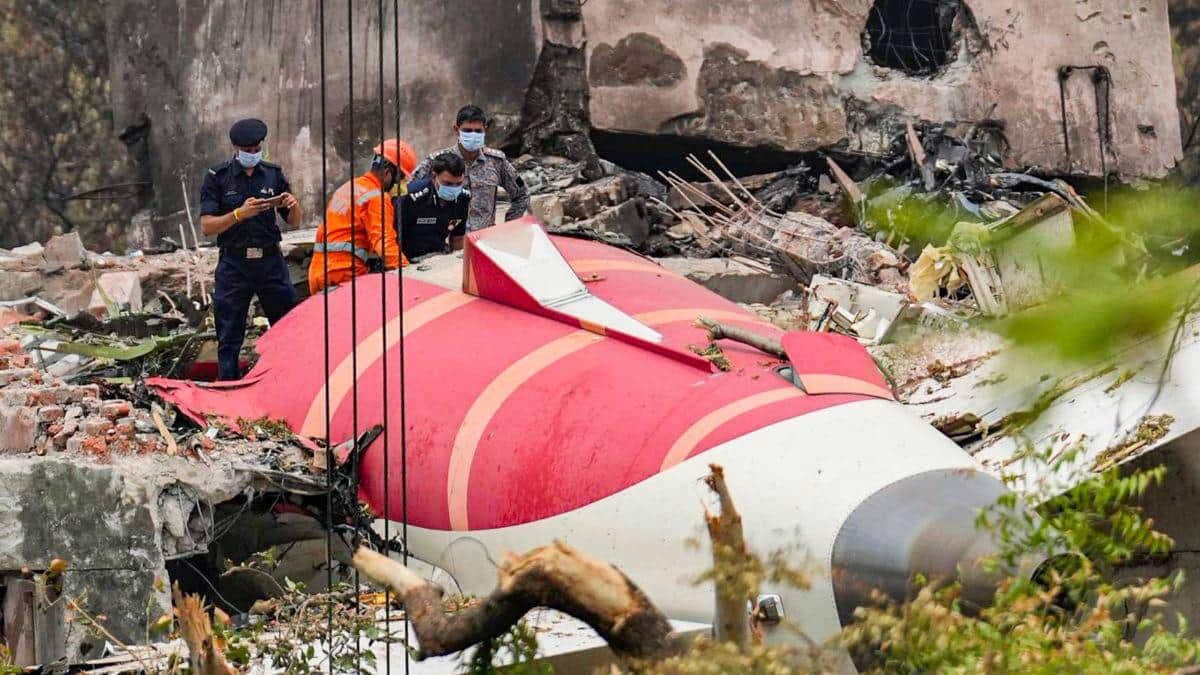 Air India Flight 171 Crash: Pilot Deliberately Cut Fuel Switch, Report Reveals