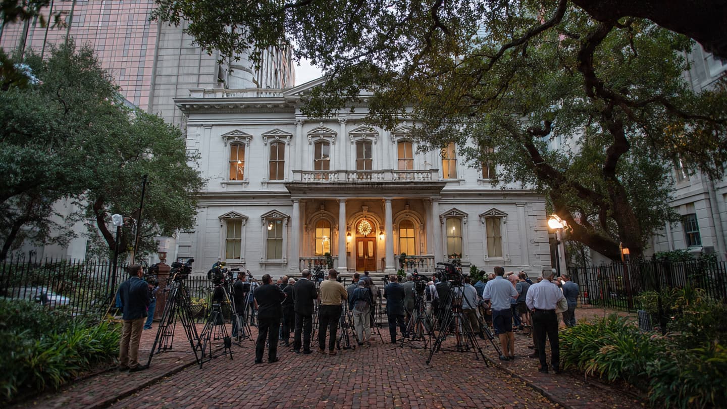 In New Orleans, A Courtroom Dispute Grew Into a Wider Political Struggle
