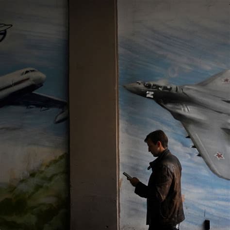 Russian Soldiers Ordered to Delete Telegram as Nationwide Block Begins