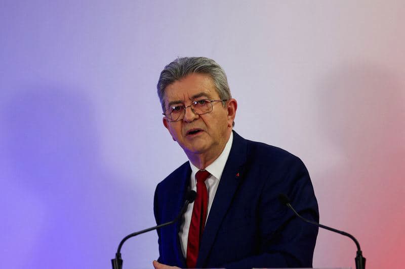Mélenchon Confirms Bid in 2027 French Presidential Election