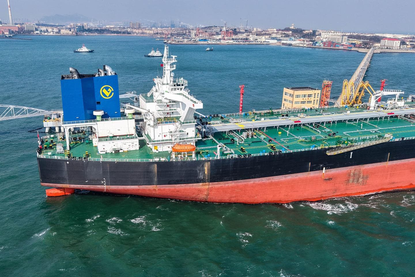 China Aims to Unblock Shipping Routes in the Strait of Hormuz