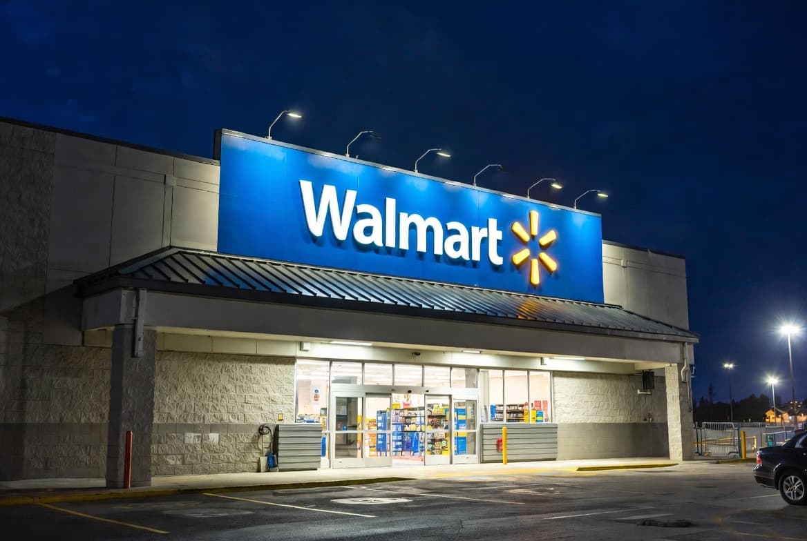🟦 Walmart Reportedly Preparing to Accept Bitcoin and Ethereum Payments: Crypto at the Gates of Mass Retail