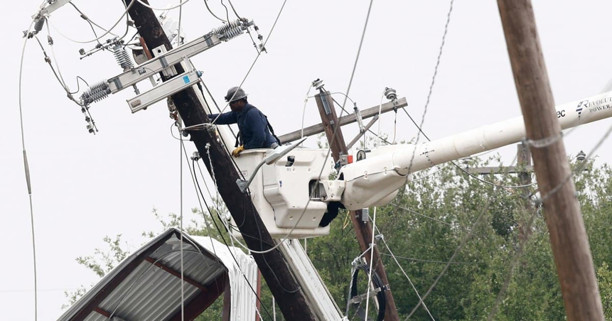 Tornadoes in northern Texas leave at least 2 dead and destroy multiple homes