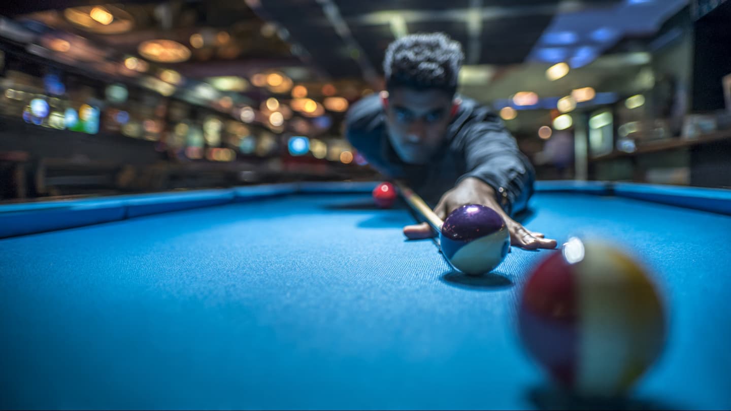 A Young Cue Strikes History at Sheffield’s Crucible Stage