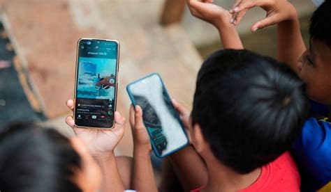 Indonesia Demands Social Media Platforms Disclose Account Closures for Users Under 16