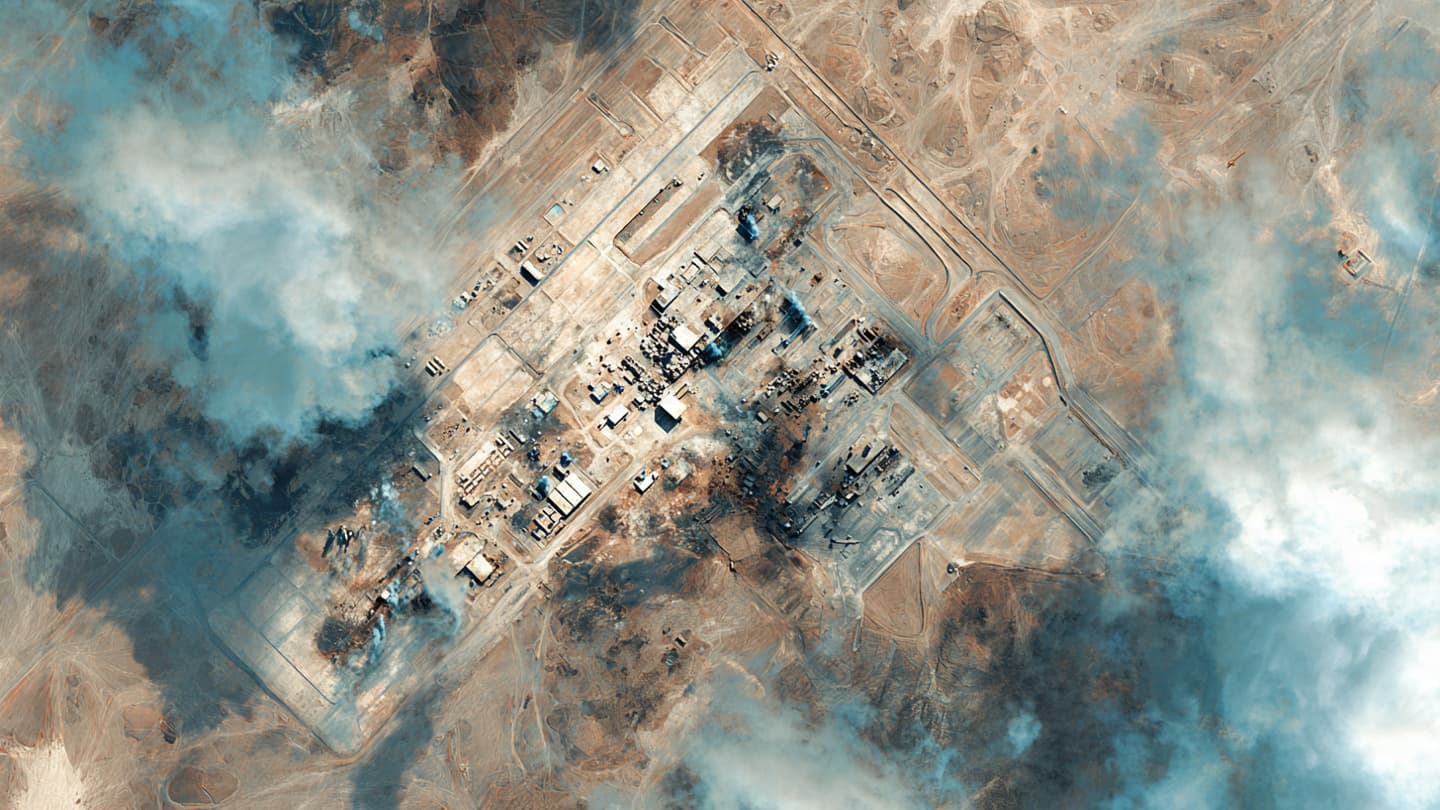 When Concrete Walls Became Silent Witnesses to a Changing Battlefield