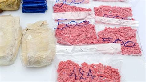 تحول نزل كوريا الشمالية بهدوء إلى مواقع لصفقات الميث مع تشديد السلطات لقوانين المخدرات