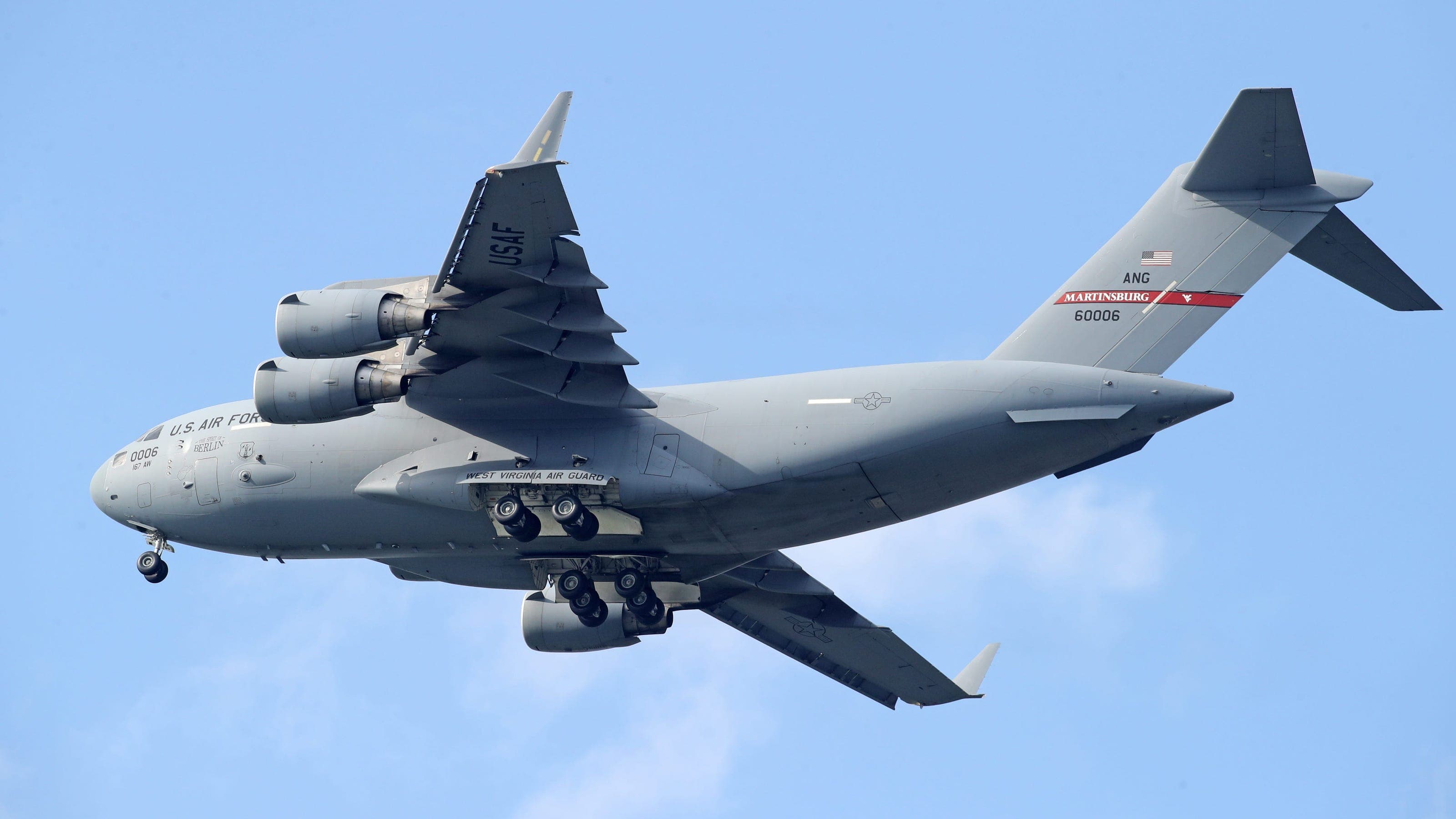 Colombian Military Plane Carrying Troops Crashes on Takeoff