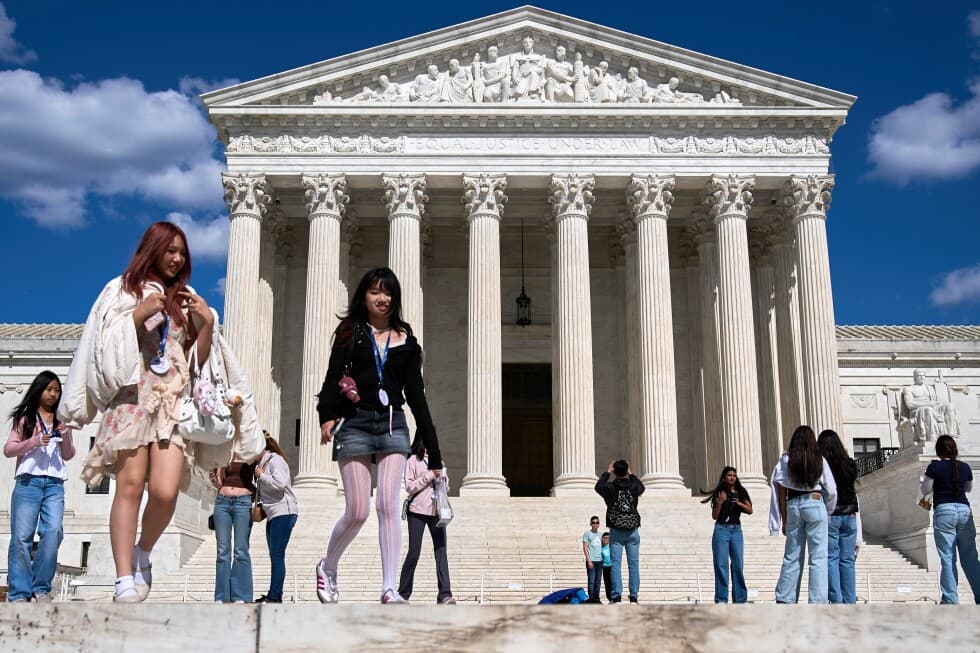 Supreme Court Halts Order for Alabama to Use US House Map with Two Largely Black Districts