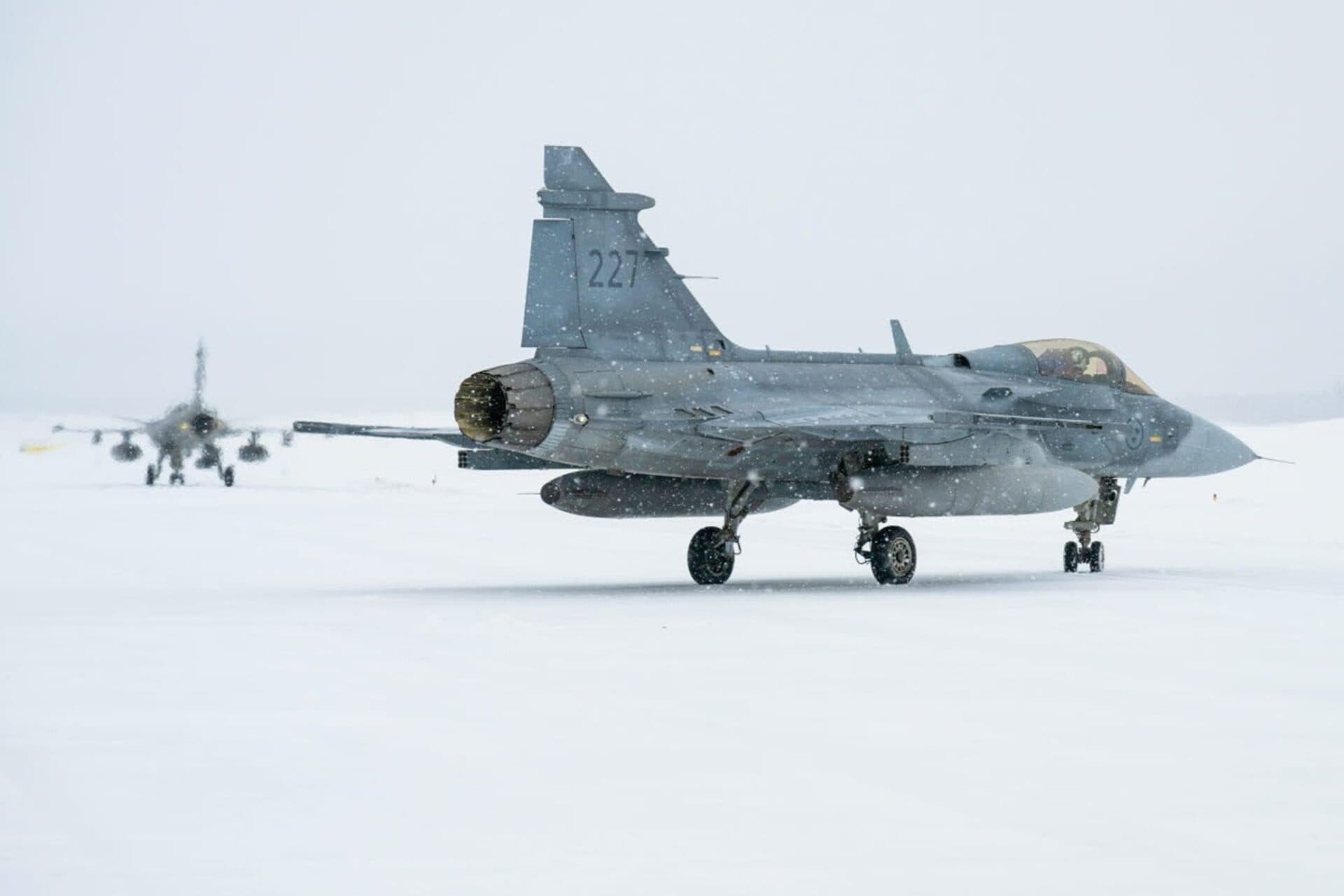 Sweden Deploys Gripen to Iceland for NATO Air Policing