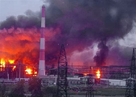 Ukraine Strikes Major Russian Oil Refinery in Krasnodar Krai, Reports Indicate