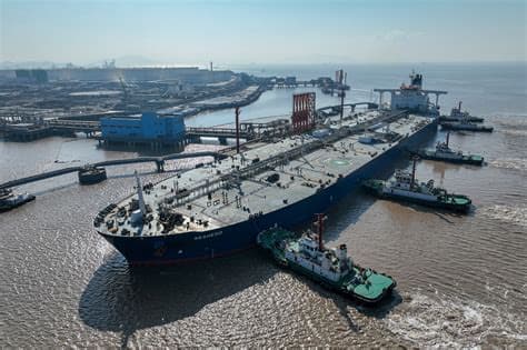 US Issues New Sanctions Over Iran's Oil Shipments to China