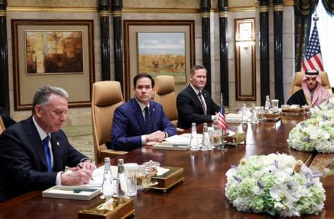 Ukraine and Russia Cool on US-Led Peace Talks