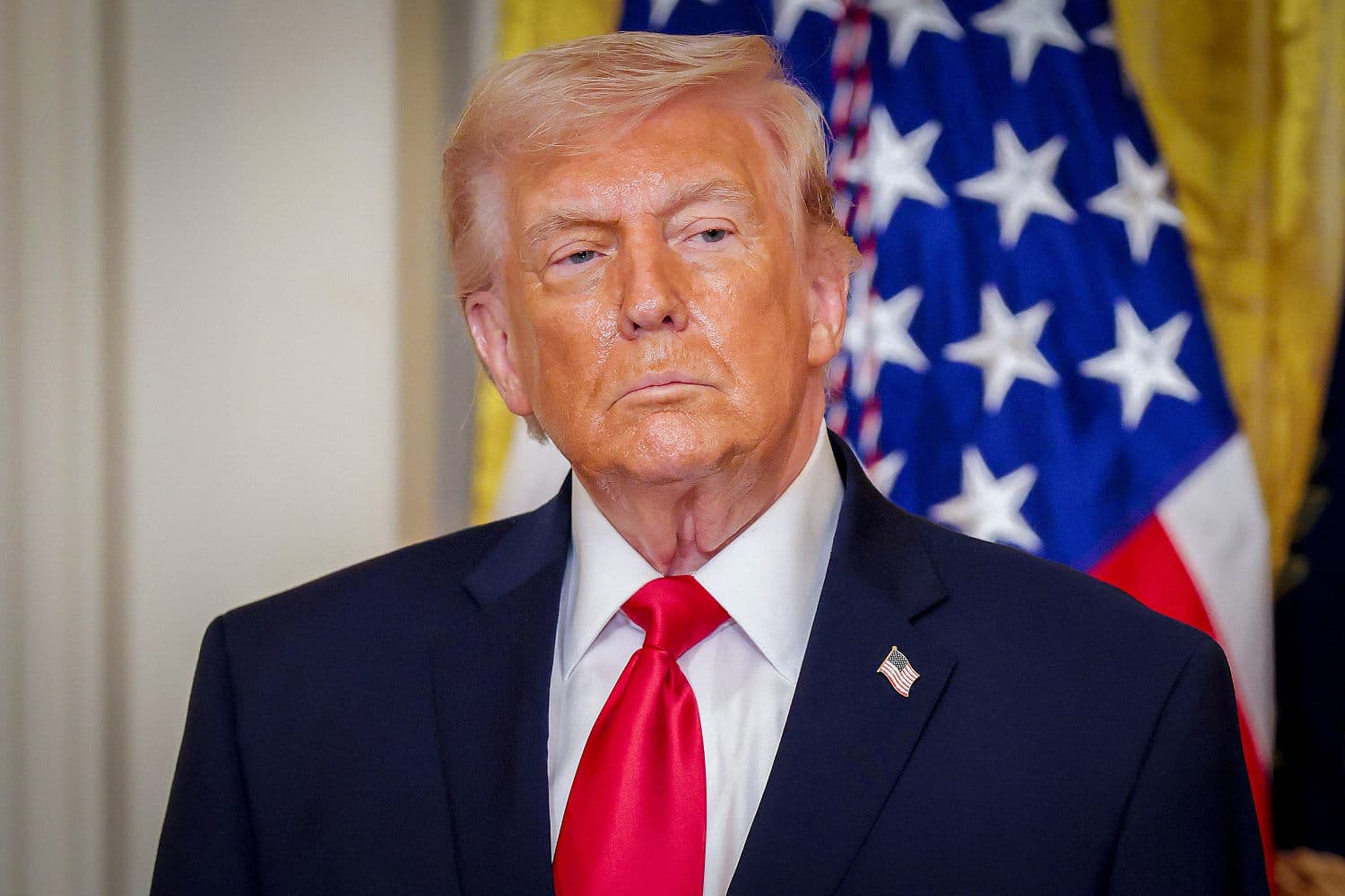 Trump Says Iran Is Ready to Negotiate a Ceasefire But Unwilling to Make a Deal