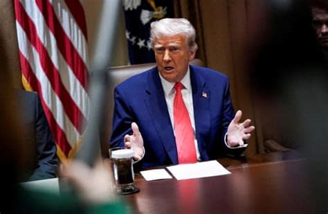Centcom Chief Briefs Trump About 'Final Blow' to Iran as POTUS Keeps 'All Options Open'