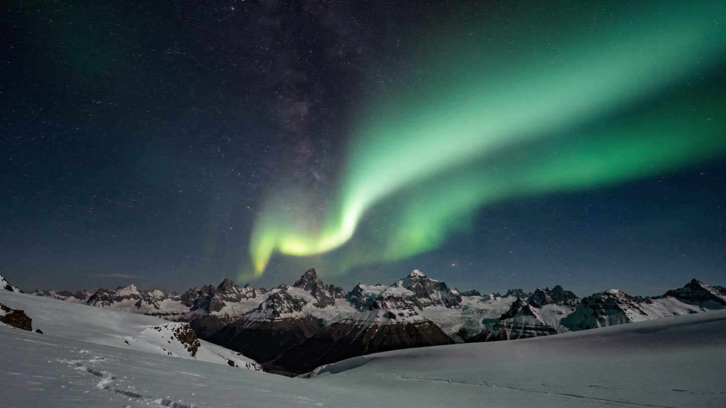 The Celestial Visitor Above the Southern Alps: A Long Descent Through the Midnight Air
