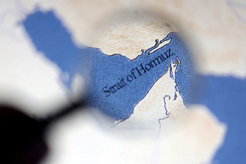 U.S.-Sanctioned Chinese Tanker Navigates Strait of Hormuz Despite American Blockade