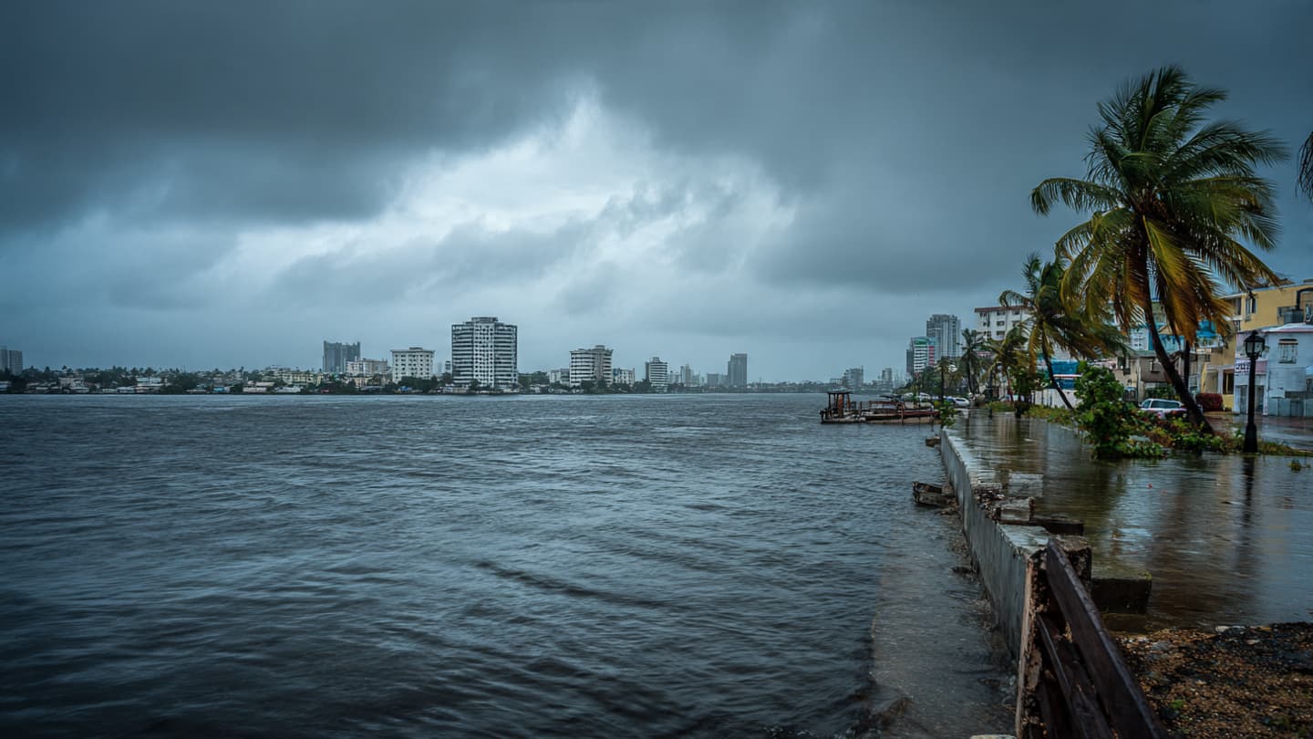 When Time Slips Away, the Ocean Quietly Rises to Meet It