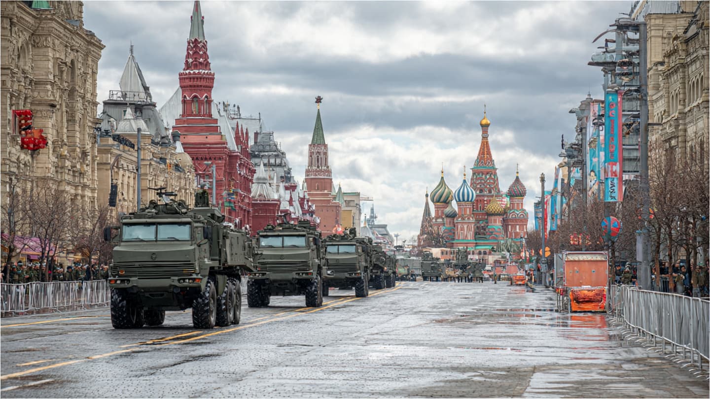 Between Memory and Fear: The Uneasy Silence Surrounding Putin’s Wartime Parade