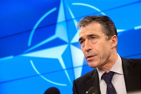 Ex-NATO Chief Rasmussen Warns of 'Disintegration' of Alliance, Calls for New European Defense Bloc