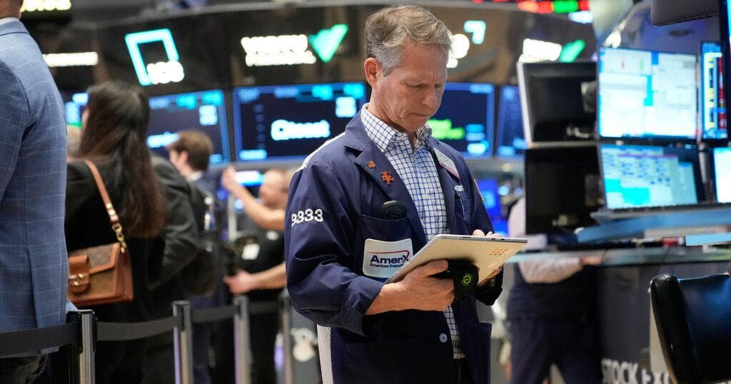 U.S. Stocks Erase Early Losses and Rise After Oil Prices Plummet from Nearly $120 to Below $90