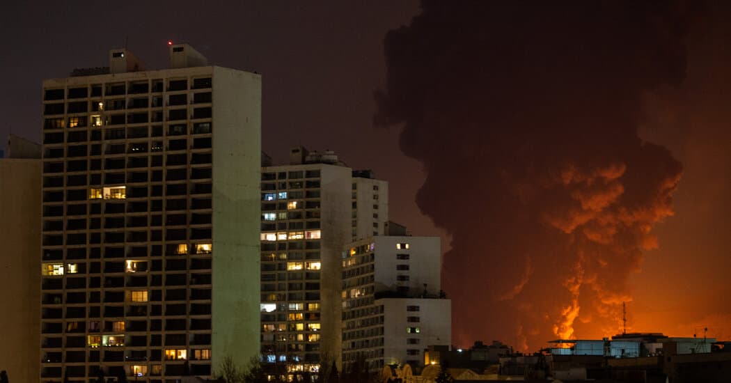 US and Israeli Strikes Target Iranian Oil Depots for First Time Since War Began