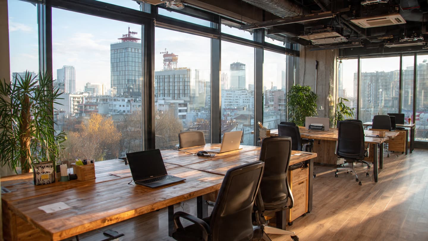 حيث تلتقي الأنهار القديمة بالبيانات الحديثة: مراقبة التدفق الثابت للاستثمار في بلغراد