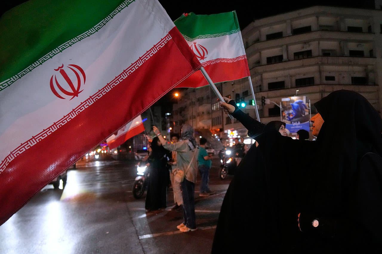 Iran Sends Response to U.S. Ceasefire Proposal via Pakistan, Reports State Media