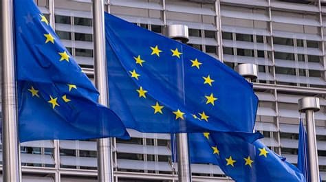 Poland Urges EU to Quickly Release €90bn Ukraine Loan After Orbán Ousted