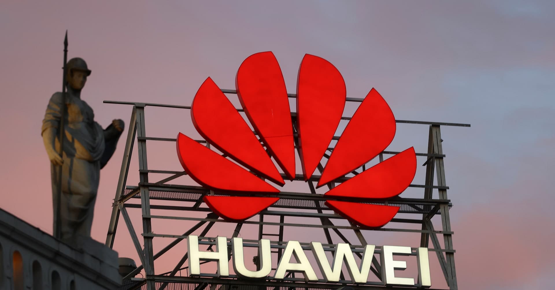 EU Phase-Out of High-Risk Tech Targets Huawei and Other Chinese Companies