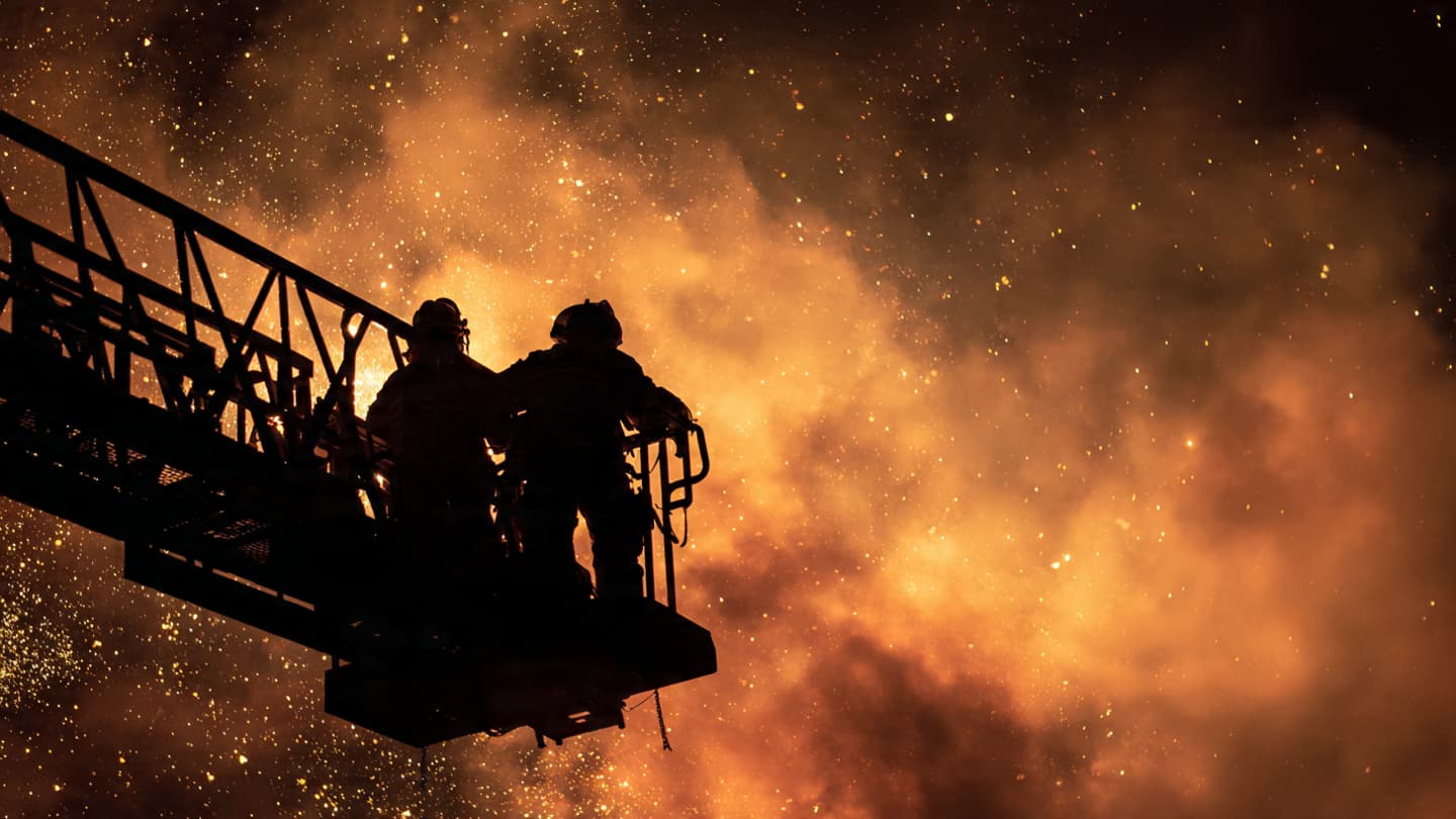 Between The River Lee And The Rising Smoke Of A Falling Commercial Industrial Empire