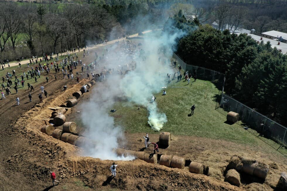 Hundreds Attempt to Storm Wisconsin Beagle Research Facility, Met with Rubber Bullets and Pepper Spray