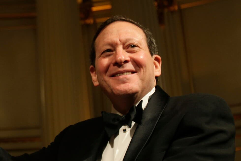 Pritzker Resigns from Hyatt Board, Expresses Regret Over Association with Jeffrey Epstein