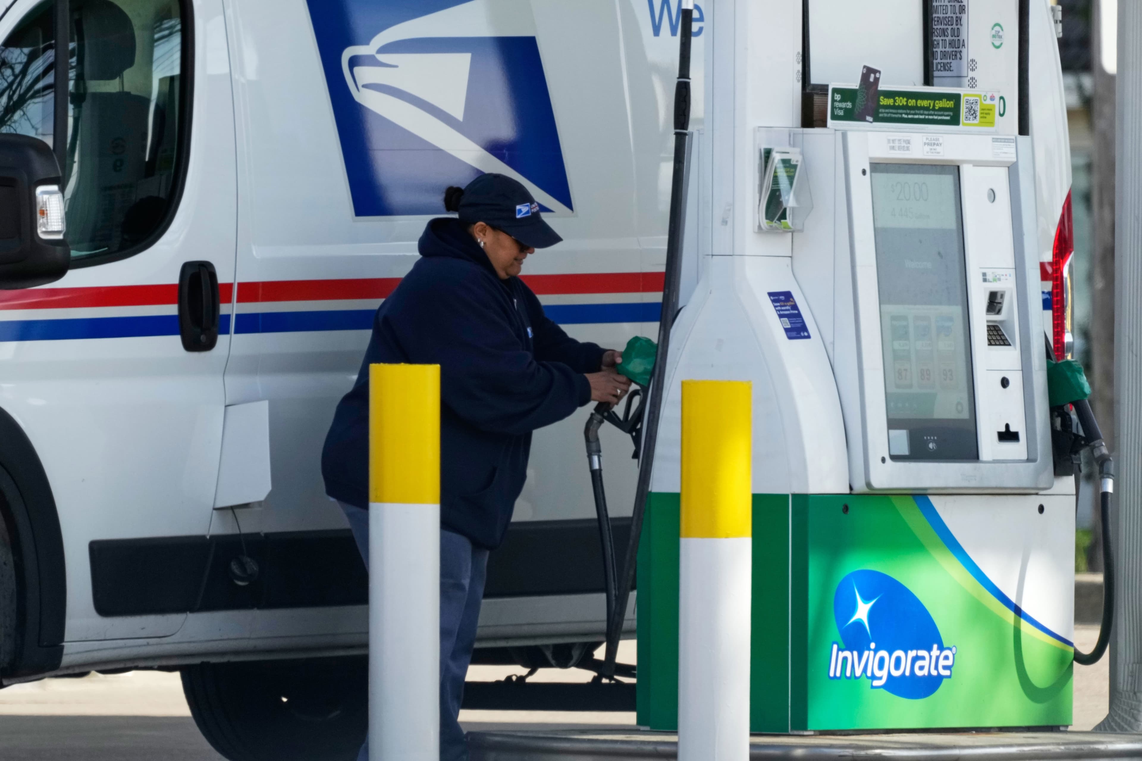 USPS to Suspend Pension Contributions and Seek 4-Cent Stamp Price Hike