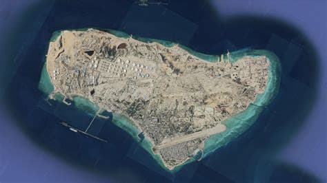 US Strikes Iranian Military Targets on Kharg Island, Hours Before Trump's Hormuz Deadline