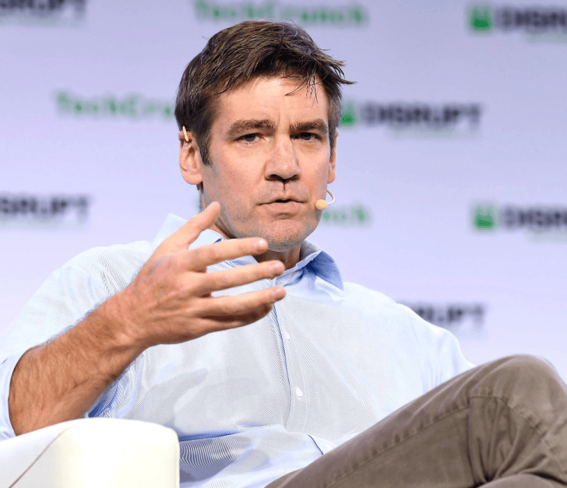 Stablecoins Hit $300B — Crypto Takes Aim at Visa’s Thr