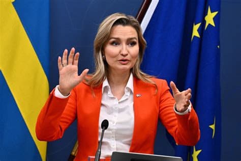 Sweden Freezes New Power Cable to Denmark in Escalating EU Energy Clash