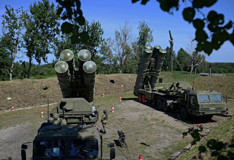 India to Purchase S-400 Systems and Drones From Russia for $25 Billion