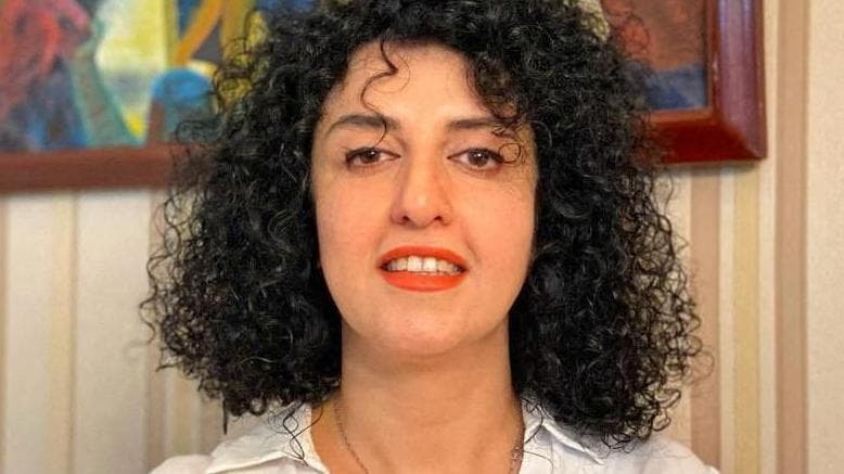 Iranian Nobel Laureate Suffers Suspected Heart Attack in Prison, Family Reports