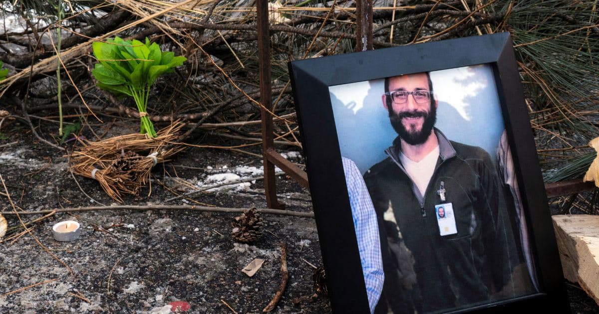 Family of Alex Pretti Hires Lawyers from George Floyd Case for Legal Representation