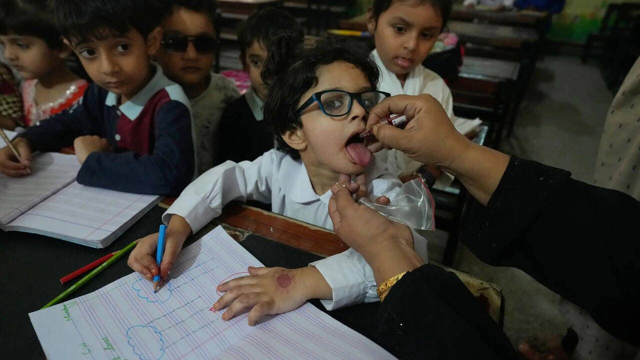 Suspected Militants Kill Police Officer Assigned to Protect Polio Team as Nationwide Campaign Begins