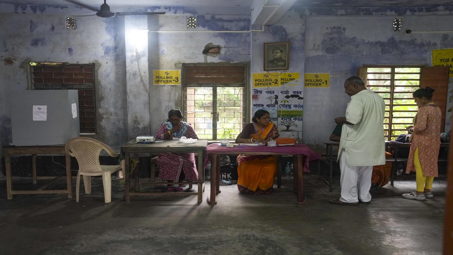 Polling Begins for 152 Assembly Seats in First Phase of Bengal Elections