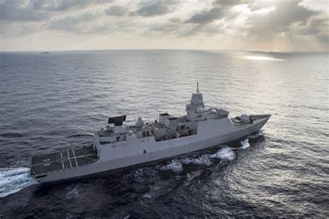 France Rules Out Immediate Deployment of Frigates to the Strait of Hormuz