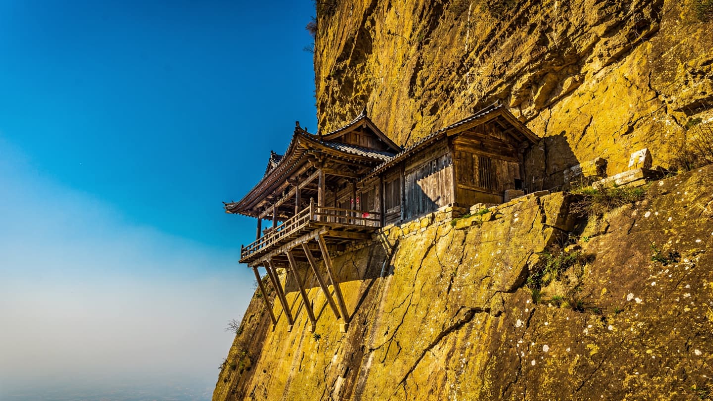 When the Threshold of the Cliffside Sanctum Was Barred by a Scalper’s Greed