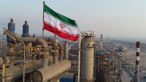 Iran Oil Exports Climb to Pre-War Highs Despite Hormuz Closur